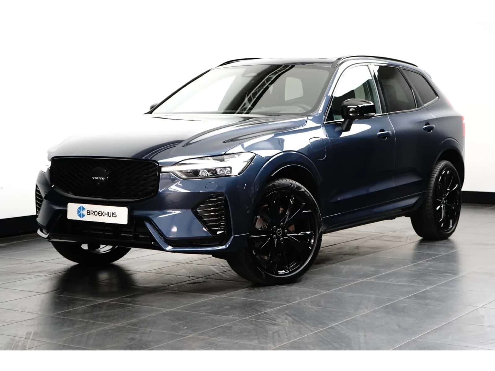 Volvo XC60 (2026) — foto 1