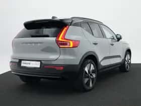 Volvo EX40 (2025) thumbnail 2
