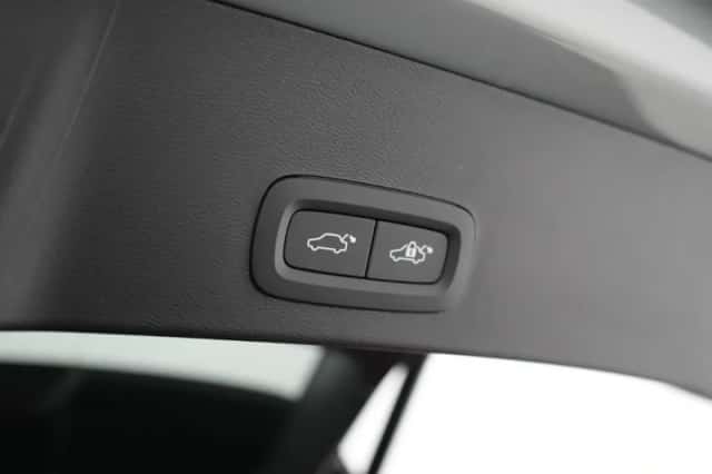 Volvo EX40 (2025) thumbnail 15