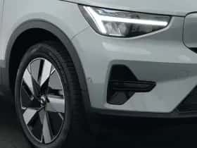 Volvo EX40 (2025) thumbnail 16