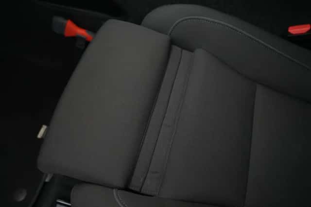 Volvo EX40 (2025) thumbnail 30