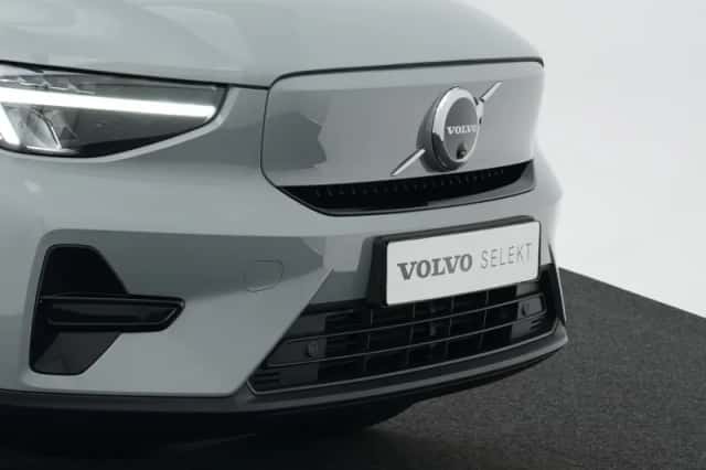 Volvo EX40 (2025) thumbnail 31