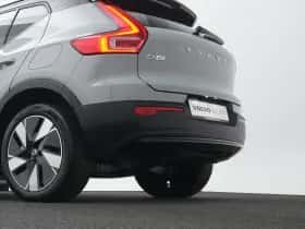 Volvo EX40 (2025) thumbnail 32