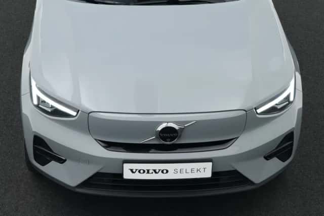Volvo EX40 (2025) thumbnail 33