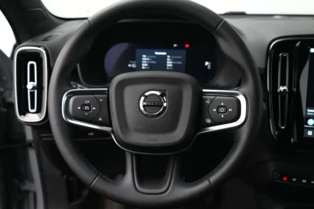 Volvo EX40 (2025) thumbnail 35