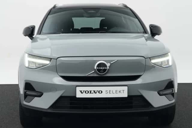 Volvo EX40 (2025) thumbnail 5