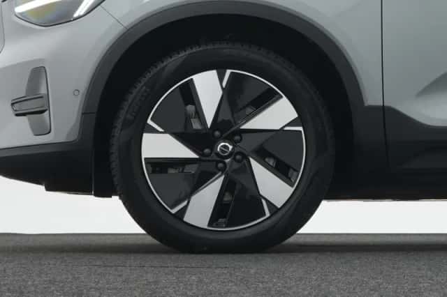 Volvo EX40 (2025) thumbnail 55