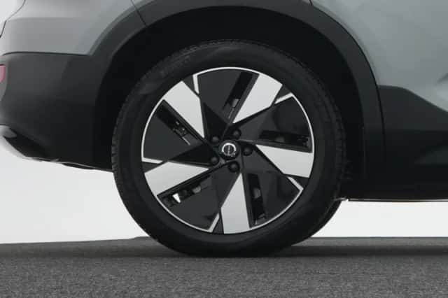 Volvo EX40 (2025) thumbnail 57