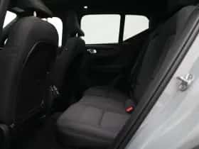 Volvo EX40 (2025) thumbnail 10