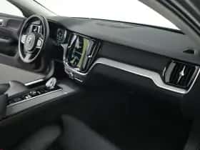Volvo V60 (2021) thumbnail 12