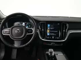 Volvo V60 (2021) thumbnail 7