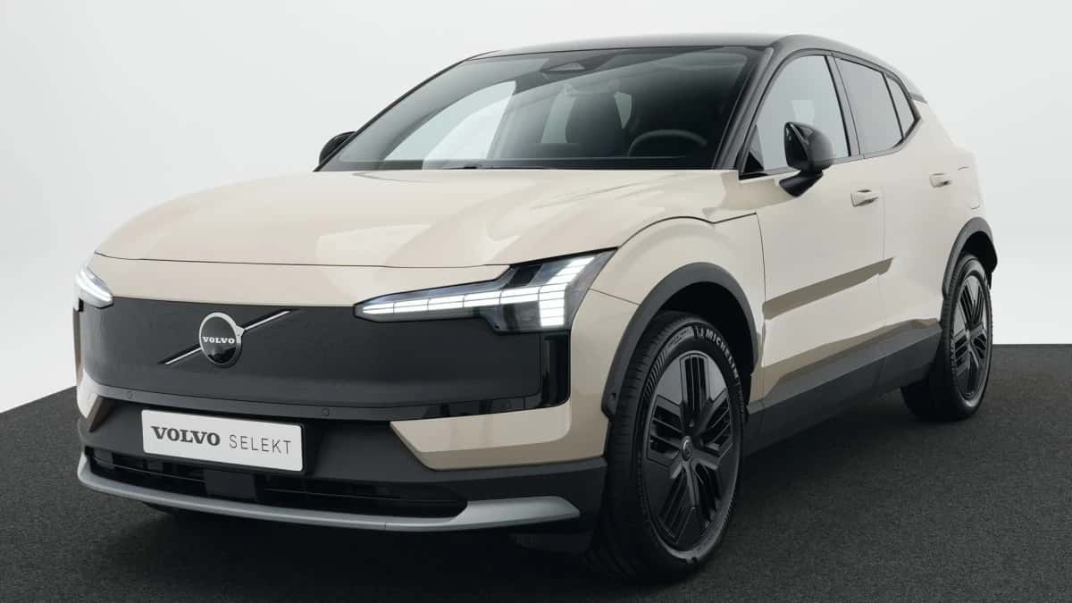 Volvo EX30 (2026) — foto 1