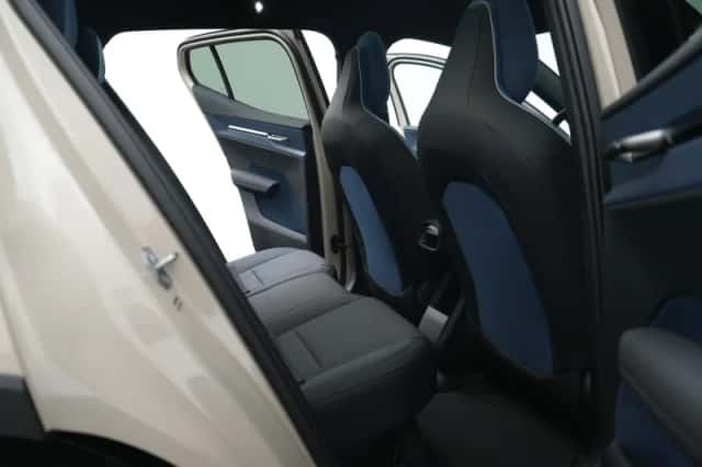 Volvo EX30 (2026) thumbnail 11