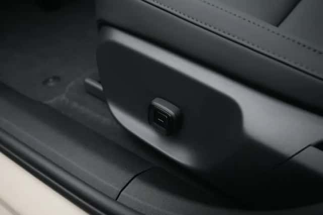 Volvo EX30 (2026) thumbnail 27