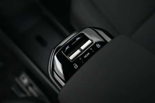 Volvo EX30 (2026) thumbnail 49