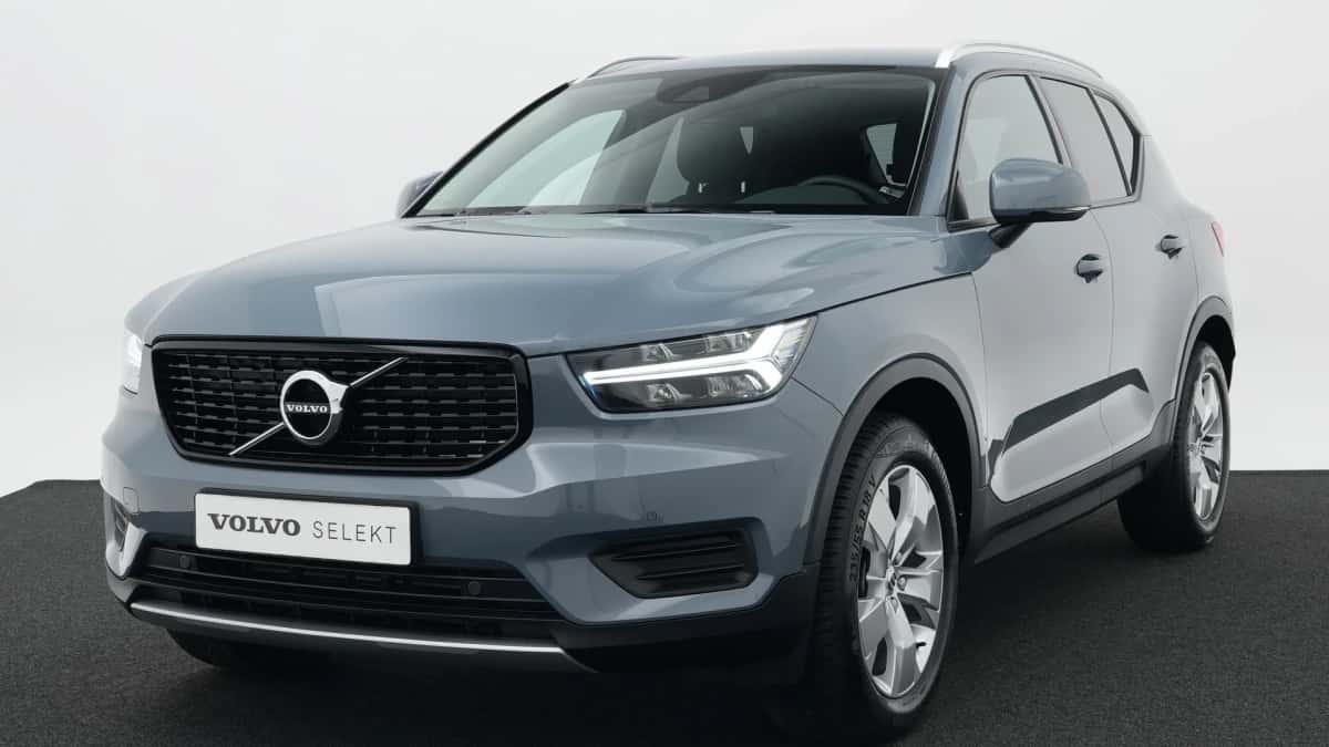 Volvo XC40 (2022) — foto 1