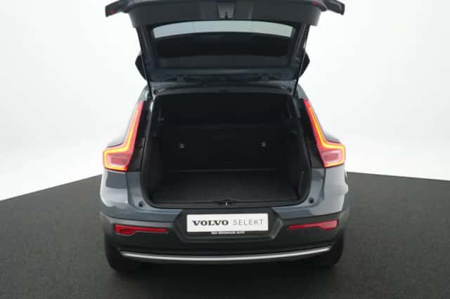 Volvo XC40 (2022) thumbnail 13