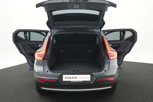Volvo XC40 (2022) thumbnail 14