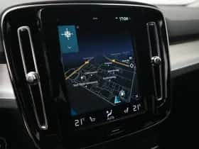 Volvo XC40 (2022) thumbnail 18