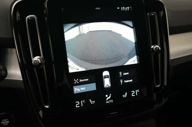 Volvo XC40 (2022) thumbnail 24