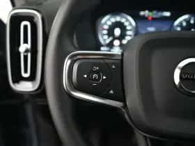 Volvo XC40 (2022) thumbnail 37