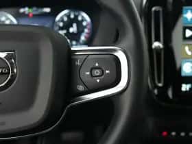 Volvo XC40 (2022) thumbnail 38