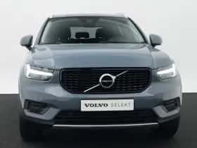 Volvo XC40 (2022) thumbnail 5