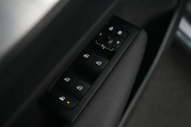 Volvo XC40 (2022) thumbnail 42