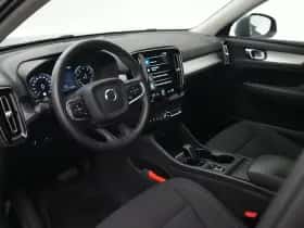Volvo XC40 (2022) thumbnail 8