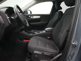 Volvo XC40 (2022) thumbnail 9