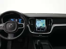 Volvo V60 (2023) thumbnail 7
