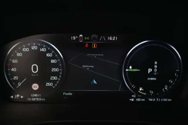 Volvo XC40 (2022) thumbnail 17