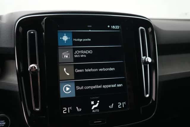 Volvo XC40 (2022) thumbnail 32