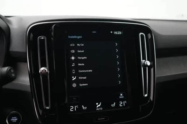 Volvo XC40 (2022) thumbnail 34