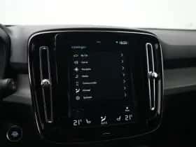 Volvo XC40 (2022) thumbnail 34