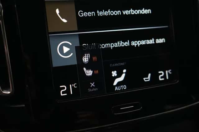 Volvo XC40 (2022) thumbnail 39