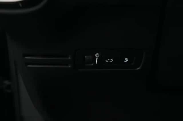 Volvo XC40 (2022) thumbnail 49
