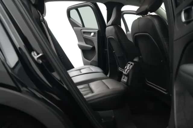 Volvo XC40 (2022) thumbnail 10