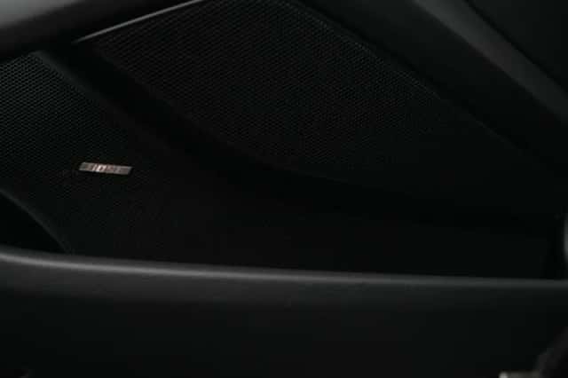 Porsche 718 Cayman (2019) thumbnail 18