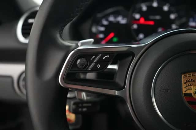 Porsche 718 Cayman (2019) thumbnail 20