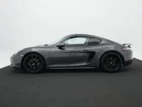 Porsche 718 Cayman (2019) thumbnail 3