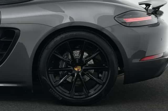 Porsche 718 Cayman (2019) thumbnail 27