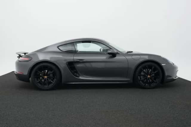 Porsche 718 Cayman (2019) thumbnail 4