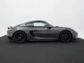 Porsche 718 Cayman (2019) thumbnail 4