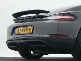 Porsche 718 Cayman (2019) thumbnail 35