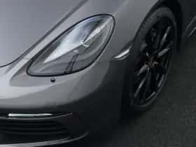 Porsche 718 Cayman (2019) thumbnail 36