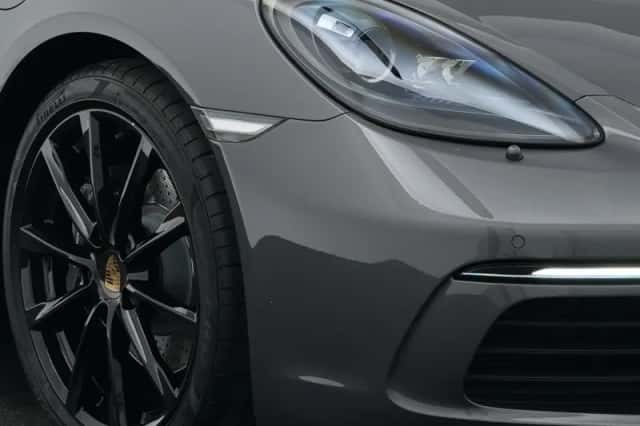 Porsche 718 Cayman (2019) thumbnail 10