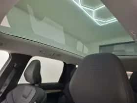Volvo EX90 (2025) thumbnail 8