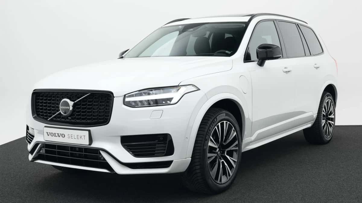 Volvo XC90 (2022) — foto 1