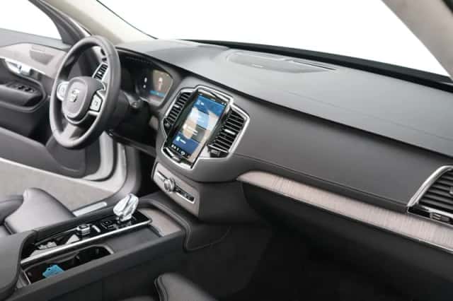 Volvo XC90 (2022) thumbnail 12